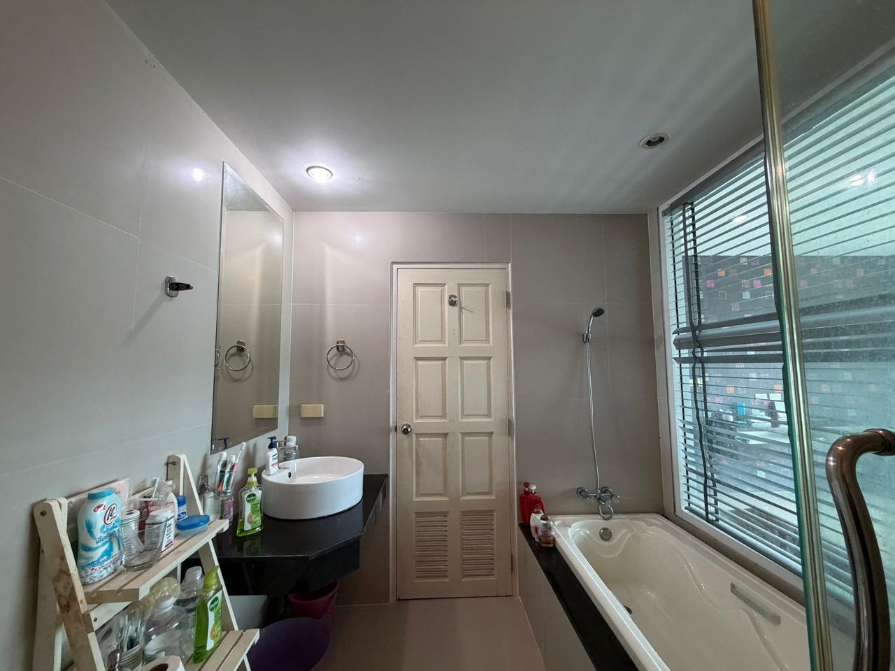 1-bedroom apartment, 71.17 m² in AD Hyatt Condominium - photo 6