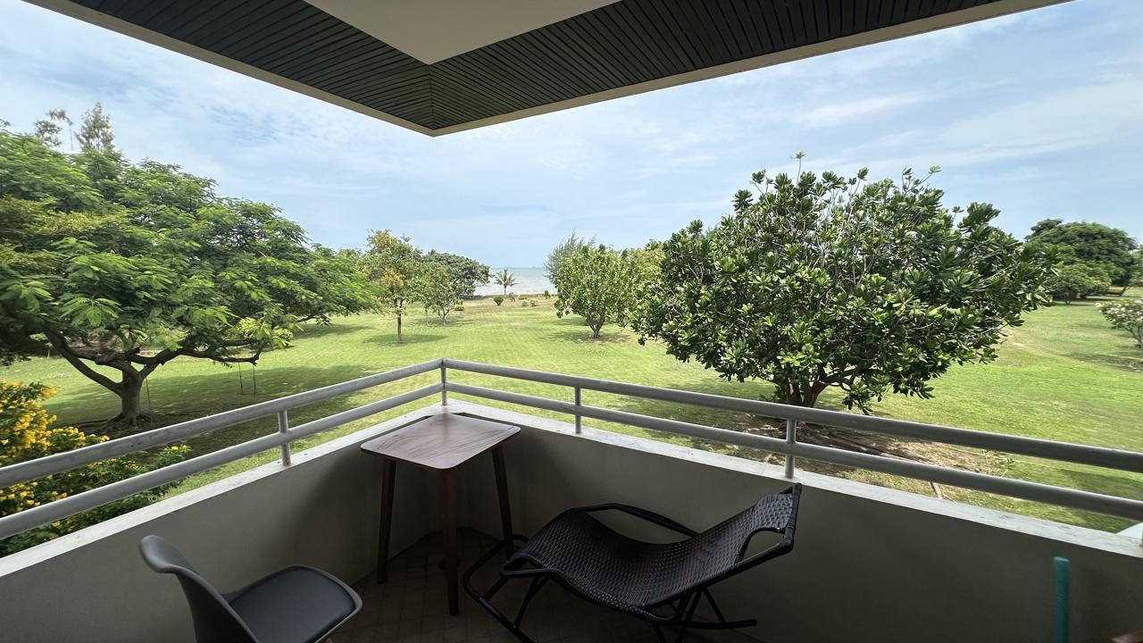 2-bedroom apartment, 102.5 m² - photo 2