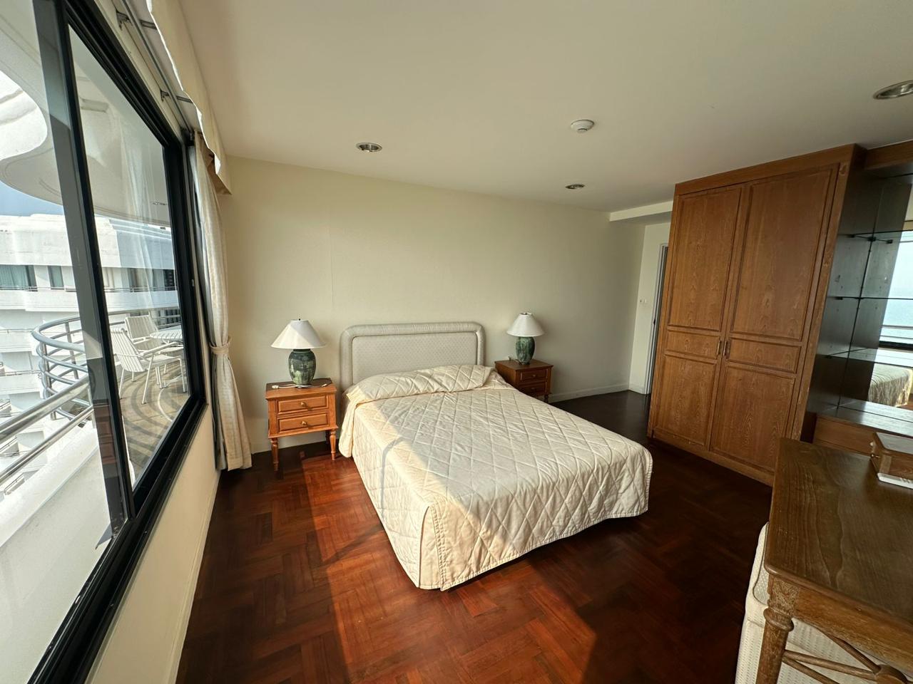 3-bedroom apartment, 189 m² in Royal Cliff Garden - photo 4