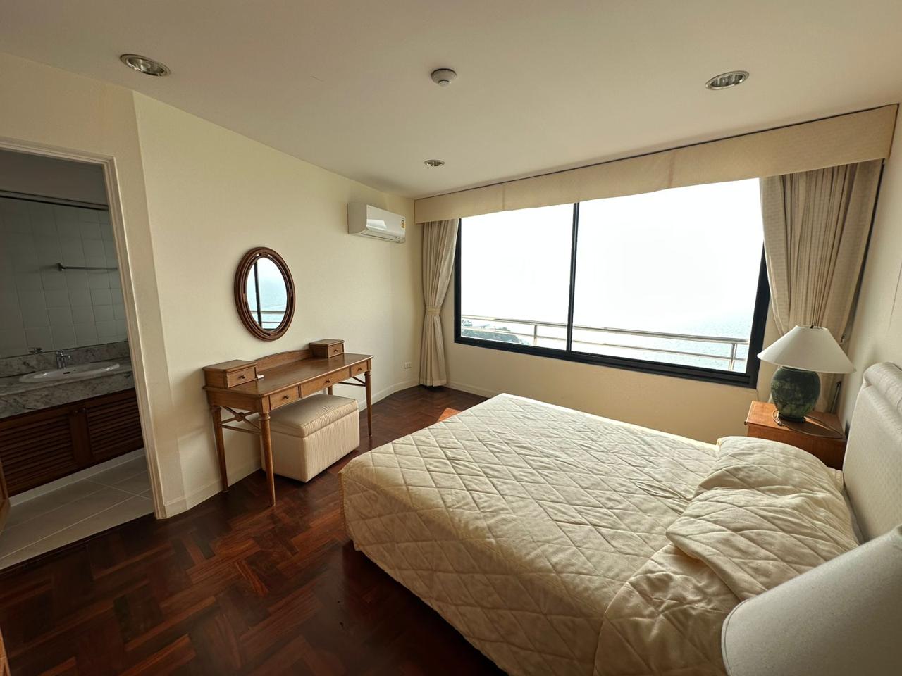 3-bedroom apartment, 189 m² in Royal Cliff Garden - photo 5