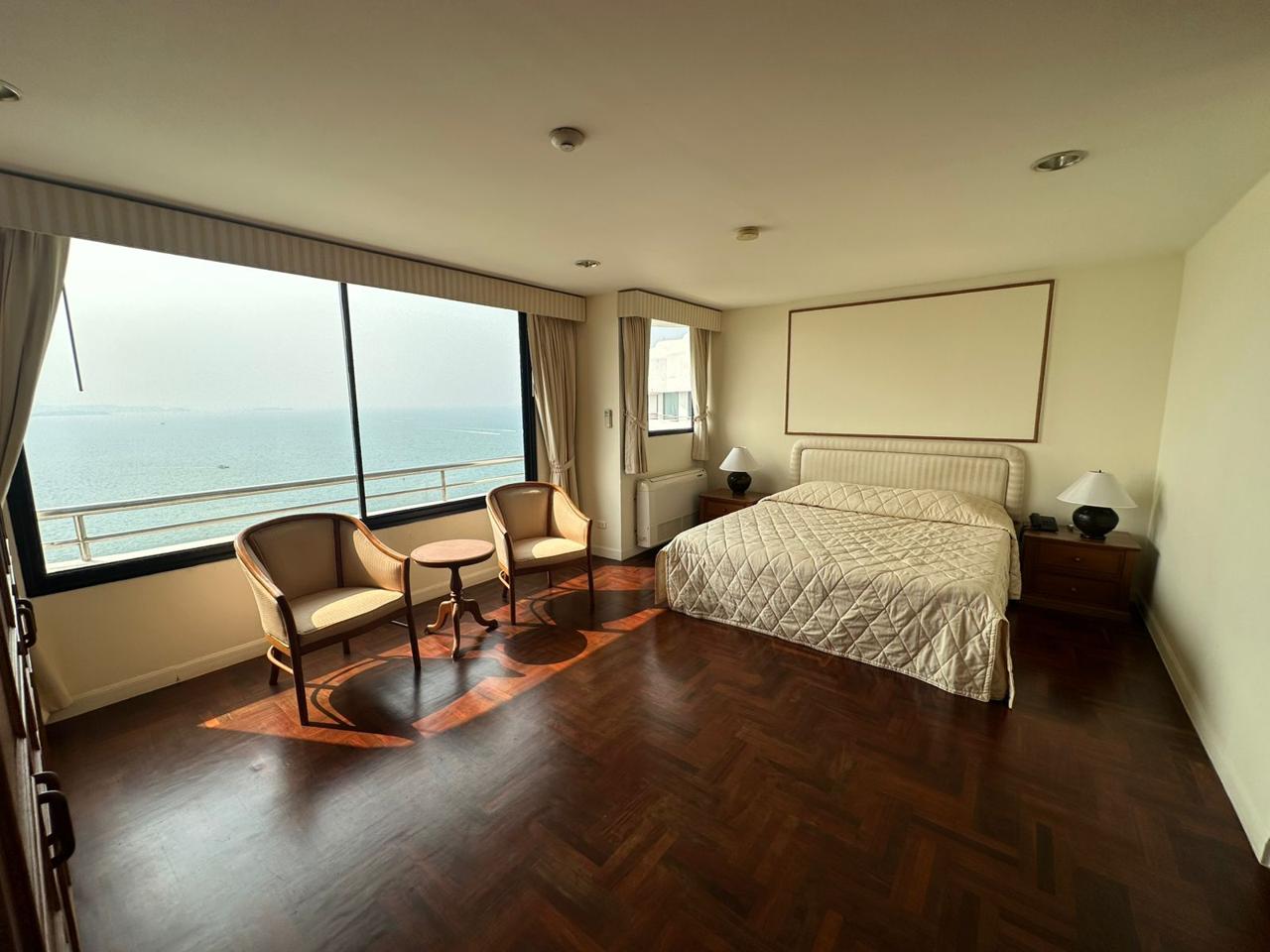 3-bedroom apartment, 189 m² in Royal Cliff Garden - photo 9