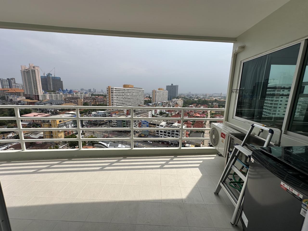 2-bedroom apartment, 95 m² in View Talay Residence 5 - photo 4