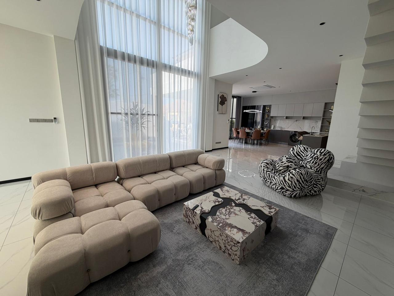 Вилла, 4 спальни 400 м² — фото 10