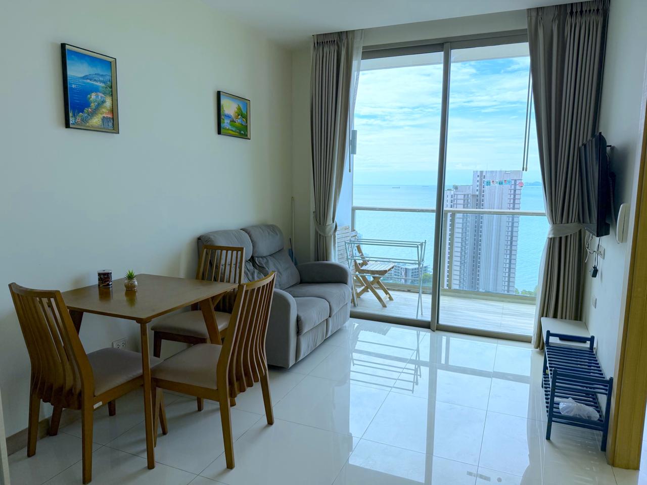 1-bedroom apartment, 35 m² in The Riviera Wongamat - photo 2