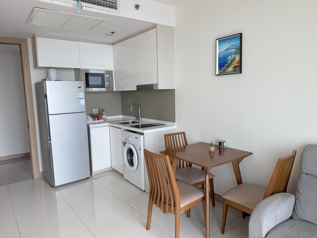 1-bedroom apartment, 35 m² in The Riviera Wongamat - photo 4