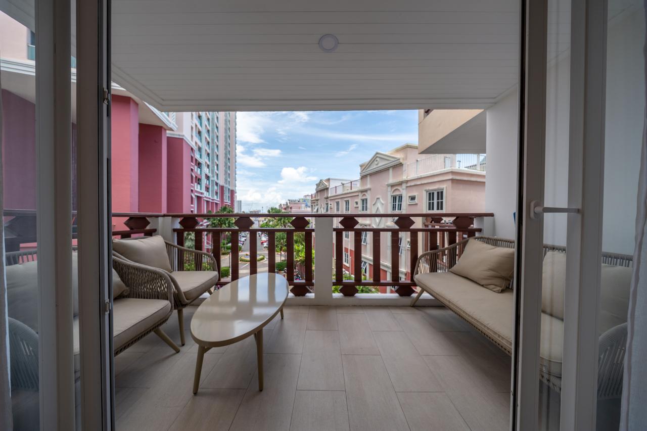 3-bedroom apartment, 140 m² in Royal Hill Resort - photo 1