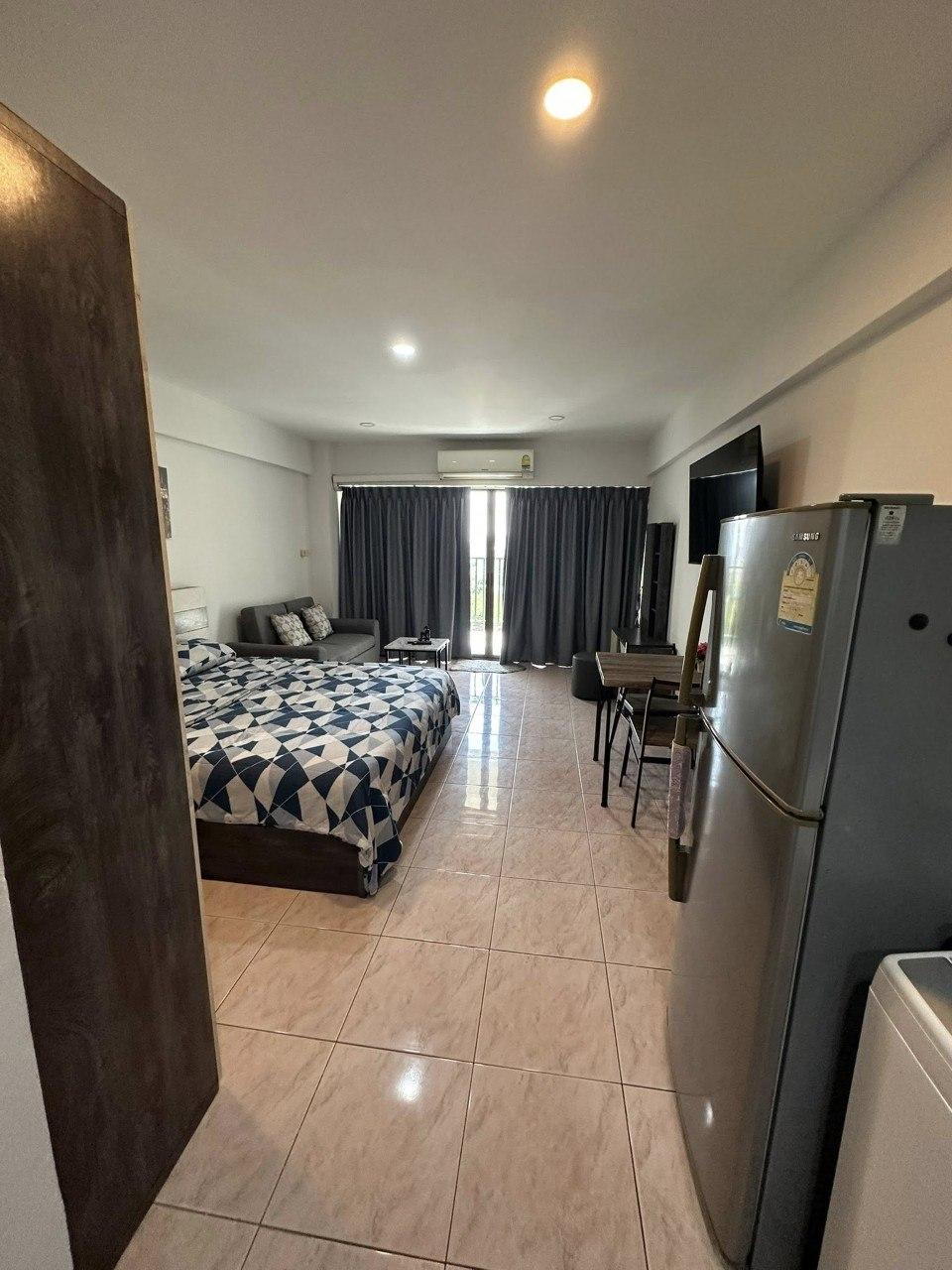 Студия 40 м² в Sombat Pattaya Condotel — фото 1