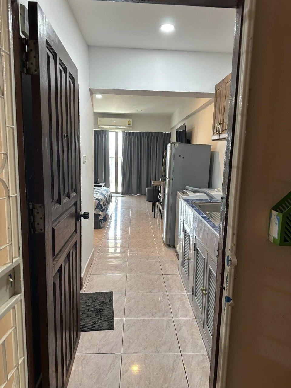 Студия 40 м² в Sombat Pattaya Condotel — фото 2