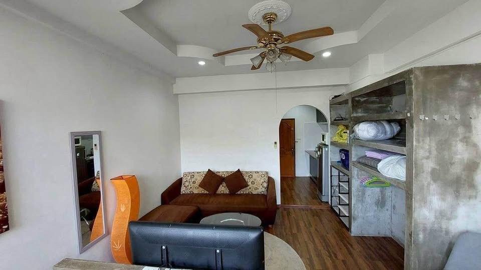 Studio, 30 m² in Thepthip Mansion - photo 2