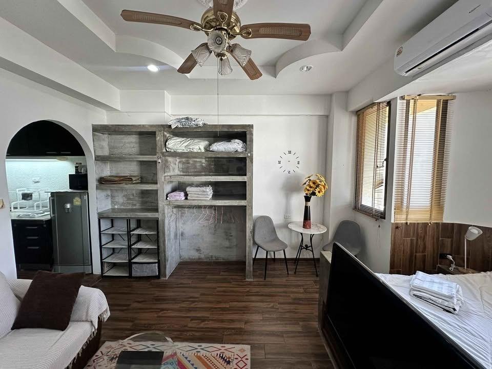 Studio, 30 m² in Thepthip Mansion - photo 3