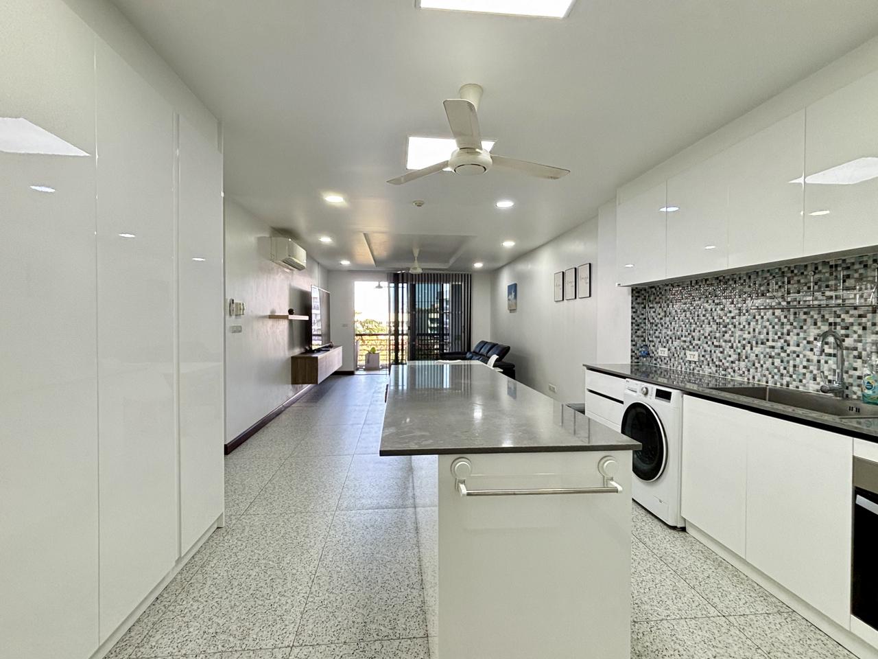 2-bedroom apartment, 100 m² in The Regent Pratumnak - photo 2