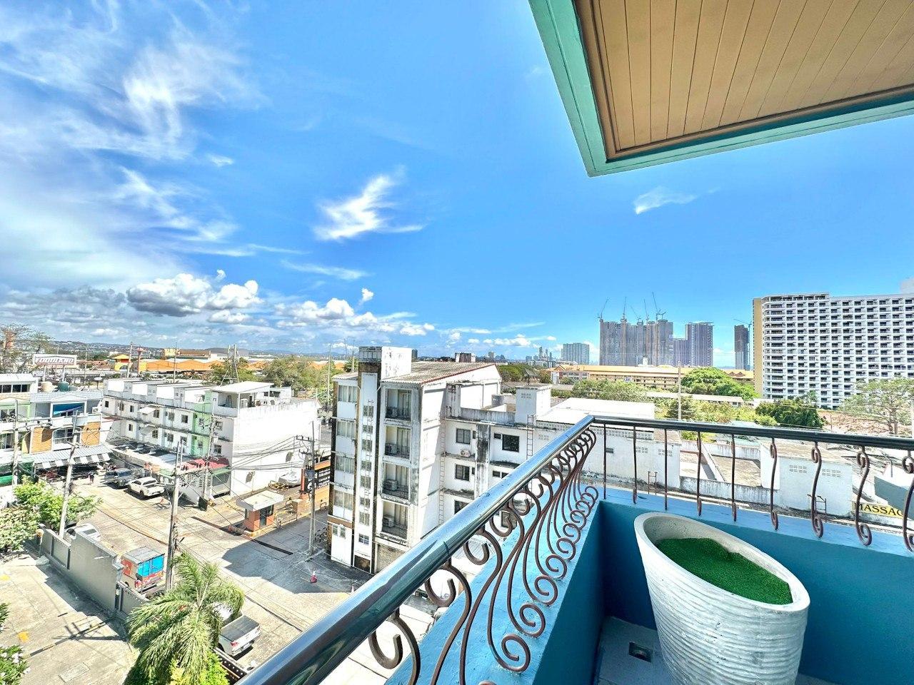 2-bedroom apartment, 114.57 m² in Platinum Suites condominiums - photo 2