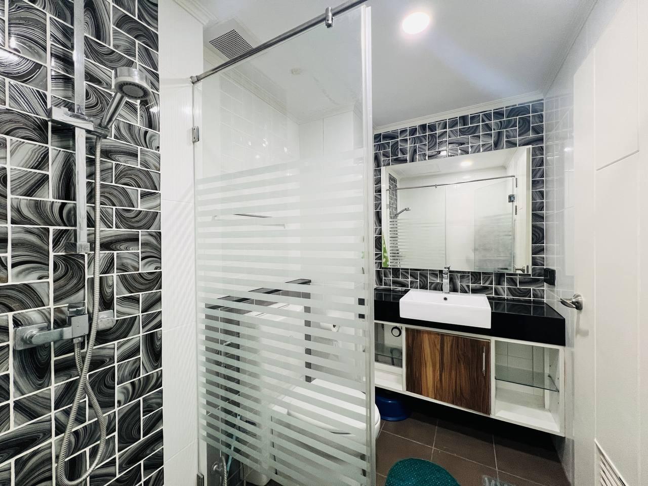 2-bedroom apartment, 62.49 m² in Unixx South Pattaya - photo 1