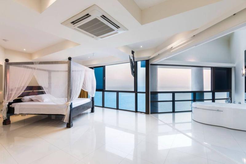 3-bedroom apartment, 297 m² in Jomtien Plaza Condotel - photo 2