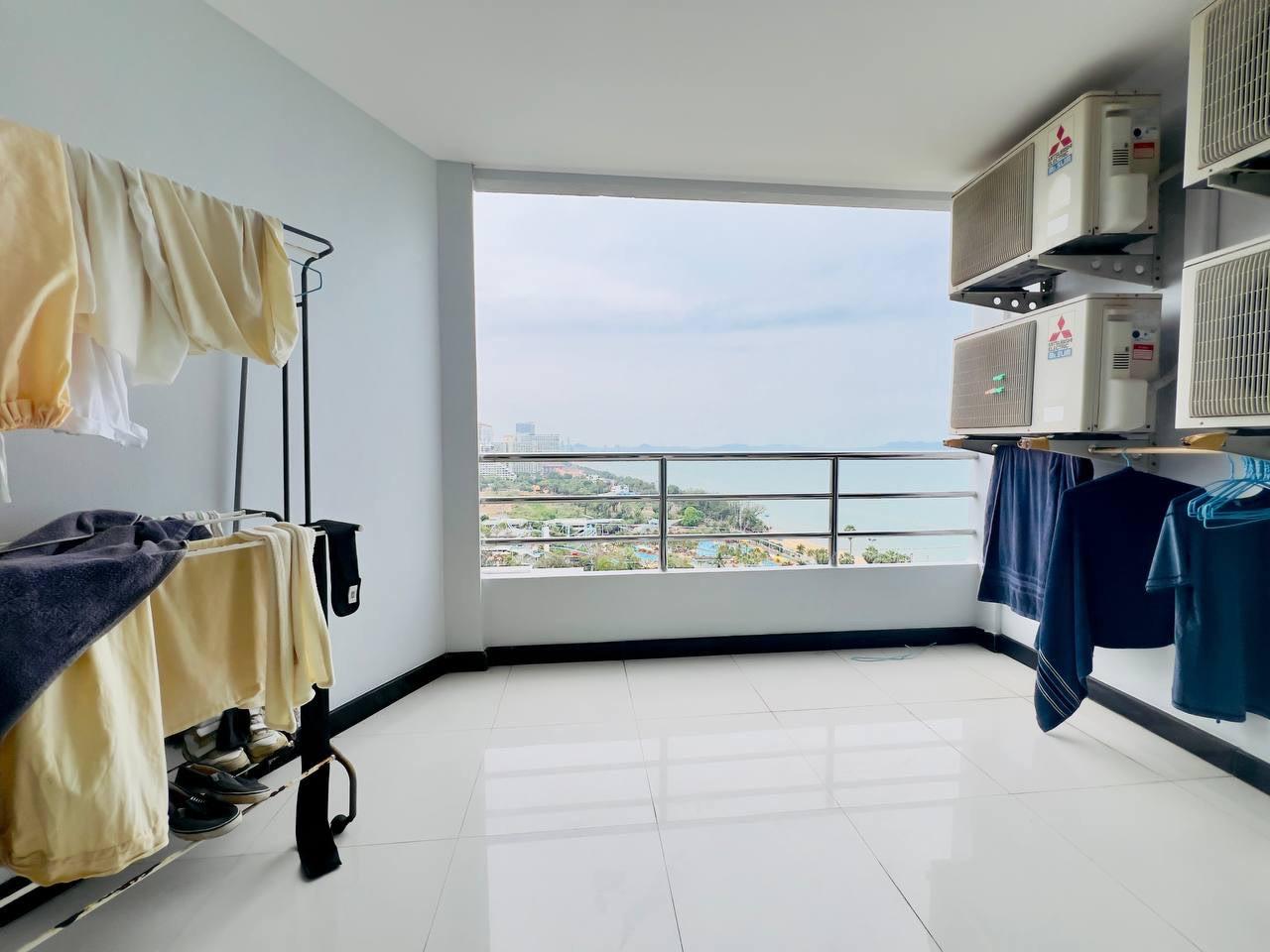 2-bedroom apartment, 198.5 m² in View Talay 3 - photo 2