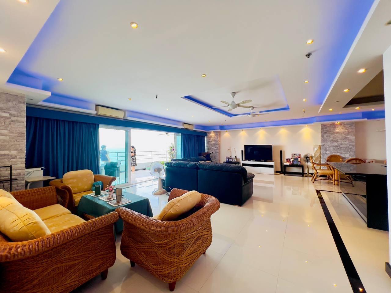 2-bedroom apartment, 198.5 m² in View Talay 3 - photo 1
