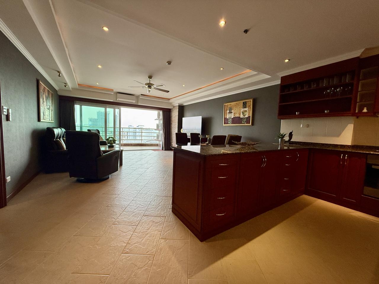 2-bedroom apartment, 101 m² in View Talay 5 - photo 2