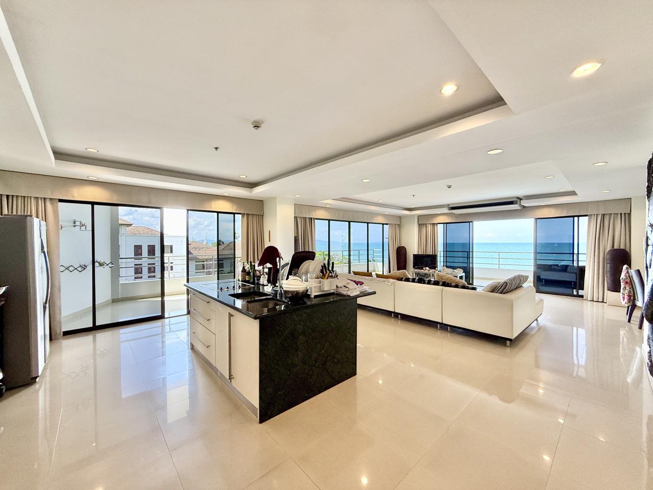 2-bedroom apartment, 226 m² in View Talay 3 - photo 1