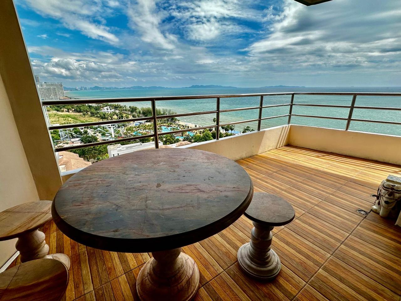 1-спальная квартира 140 м² в View Talay 3 — фото 2