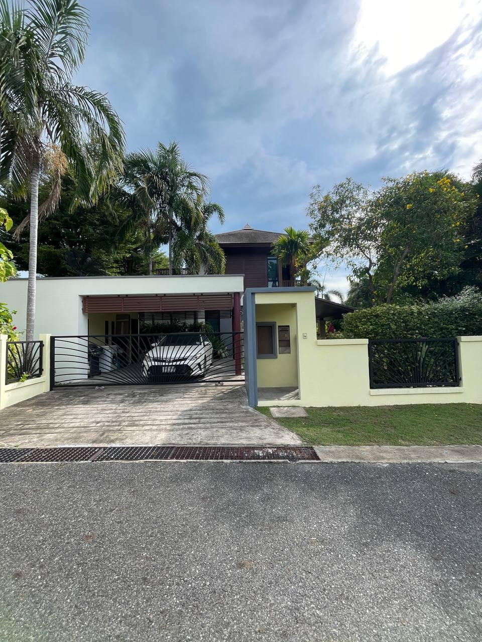 House, 3 bedrooms, 250 m² - photo 2