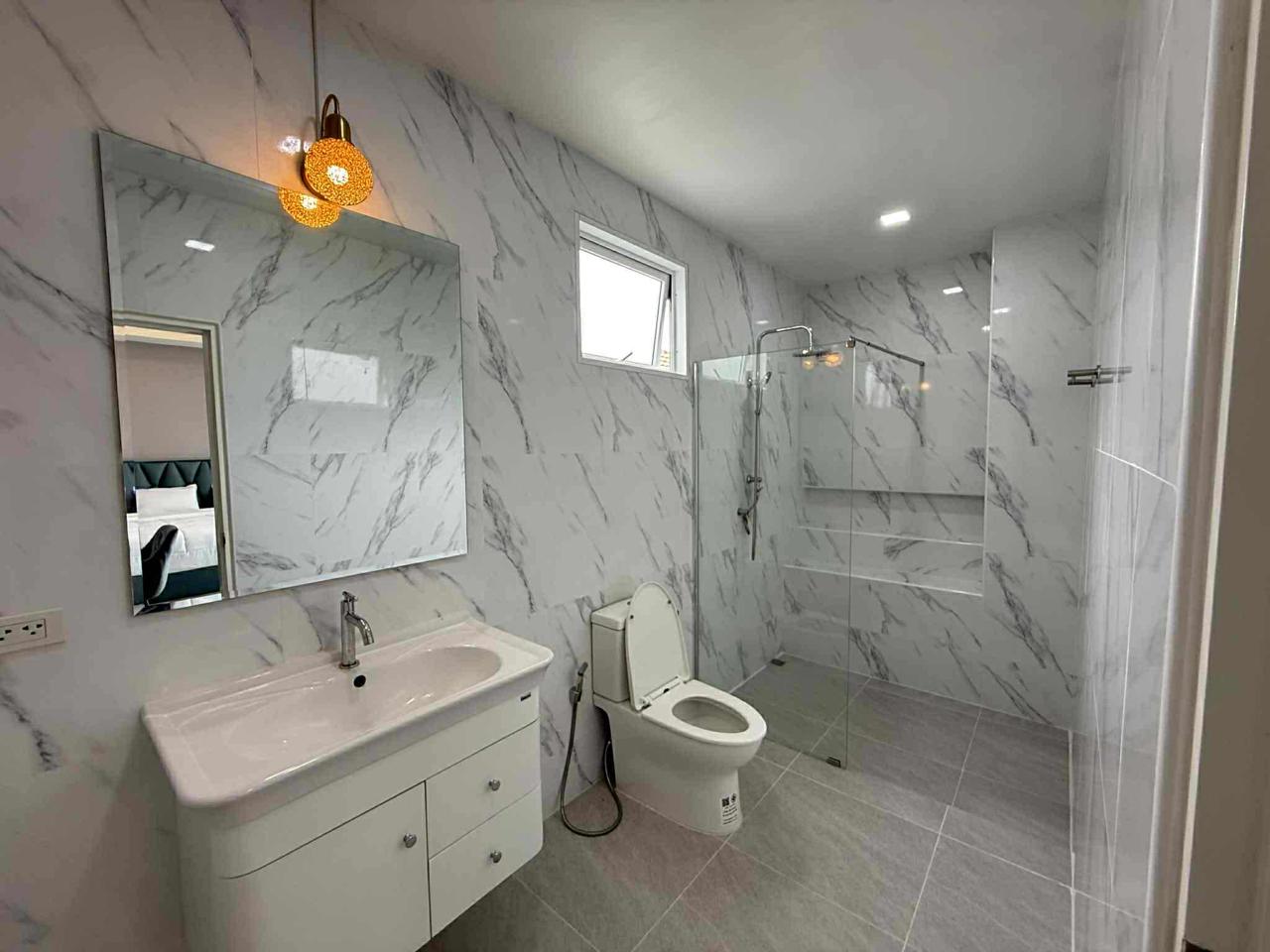Дом, 5 спален 280 м² — фото 1