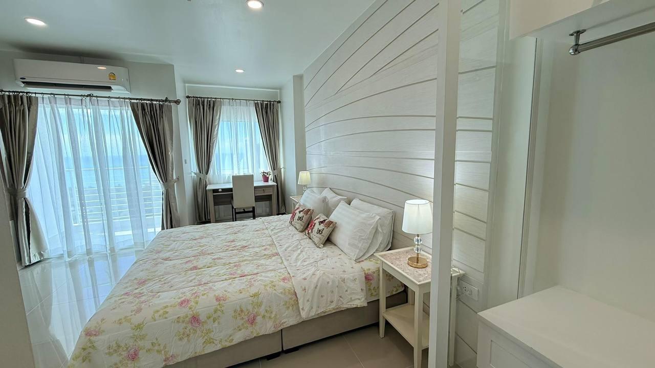 1-bedroom apartment, 57 m² in AD Hyatt Condominium - photo 2