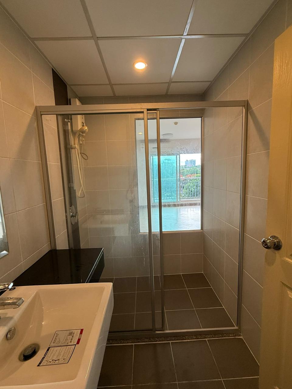 Studio, 32 m² in Supalai Mare Pattaya - photo 2