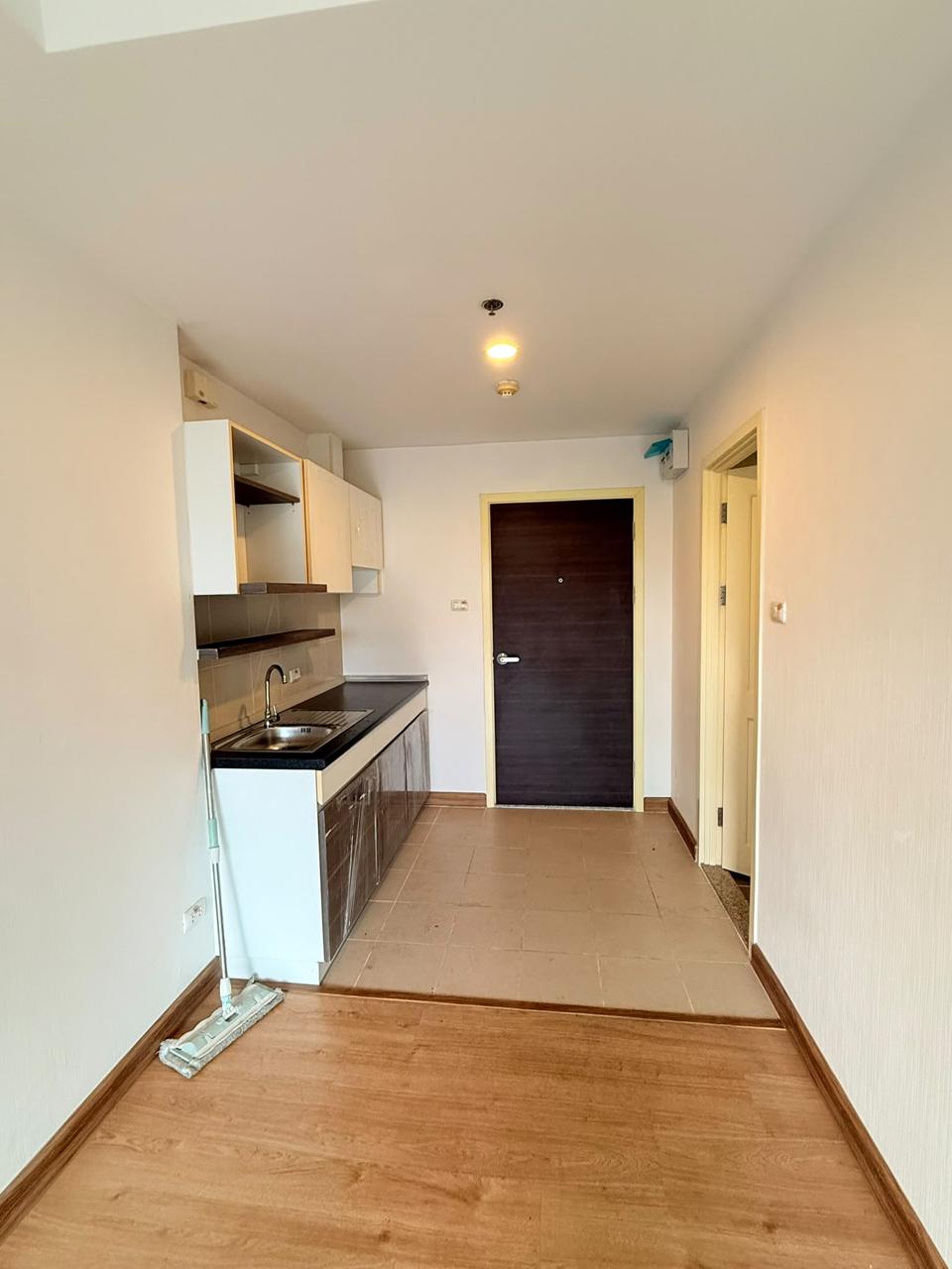 Studio, 32 m² in Supalai Mare Pattaya - photo 3