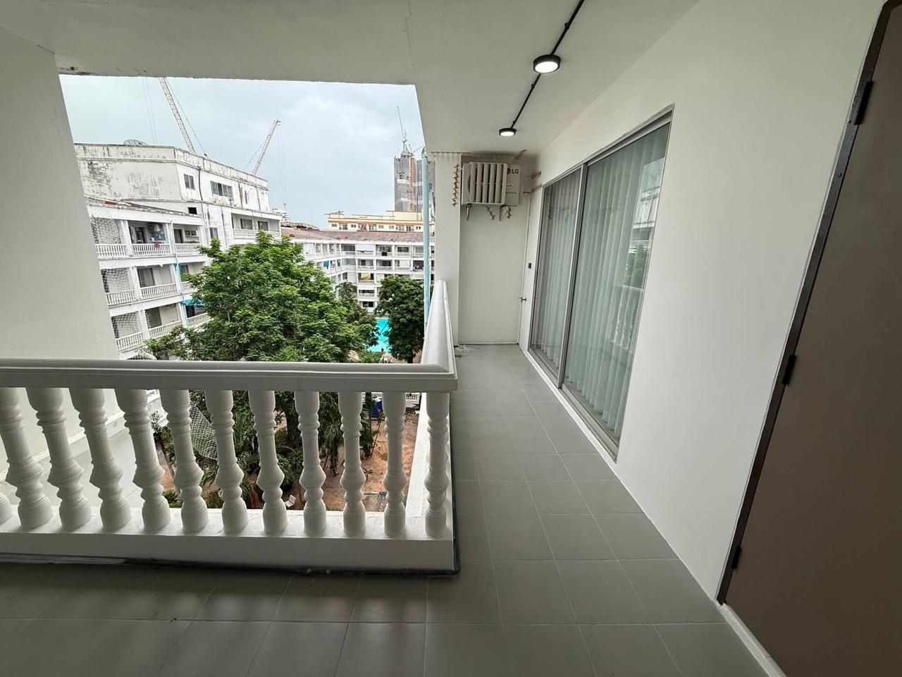 2-спальная квартира 76 м² в Majestic Jomtien — фото 1