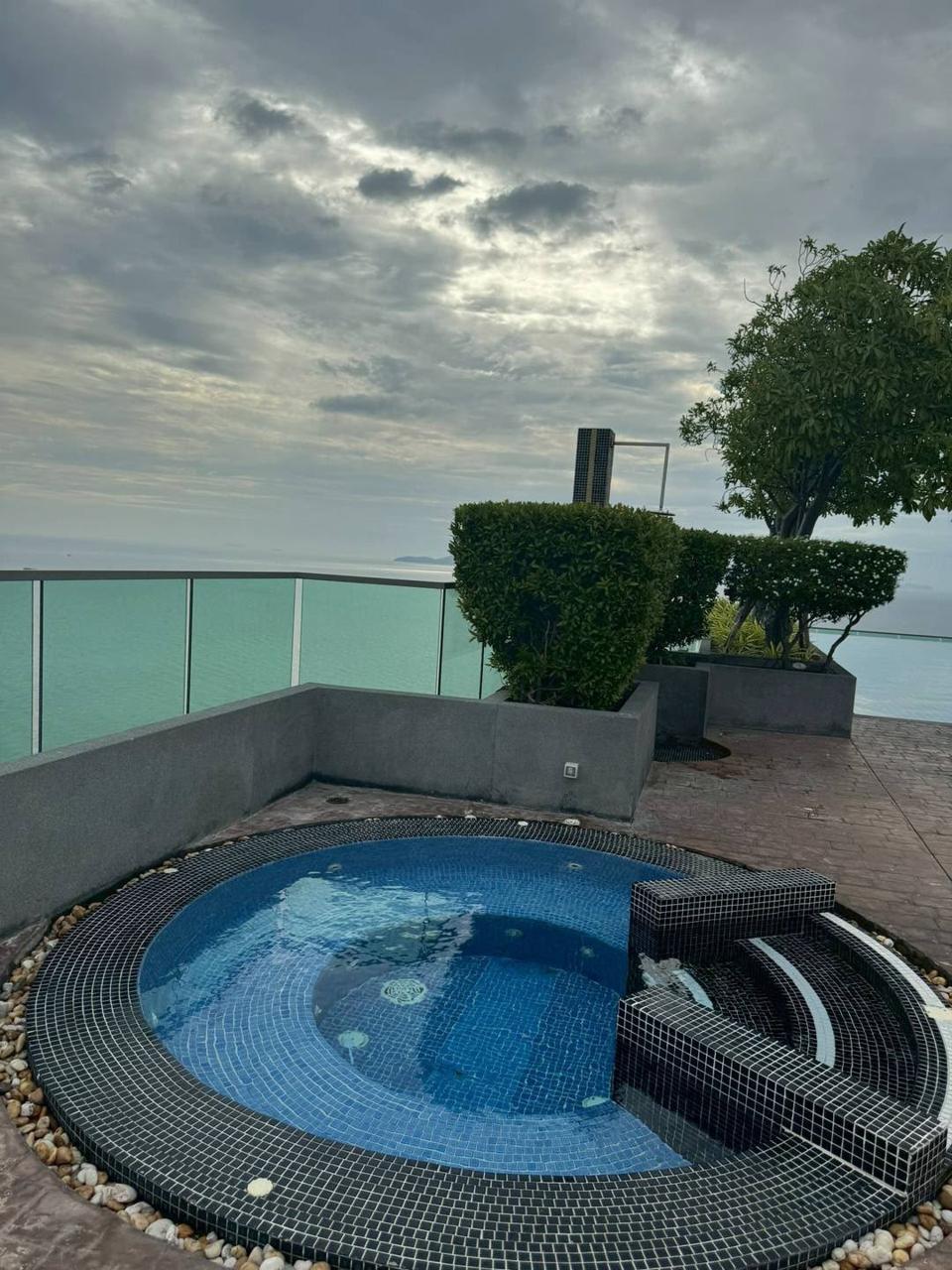 Студия 42 м² в Wong Amat Tower — фото 1