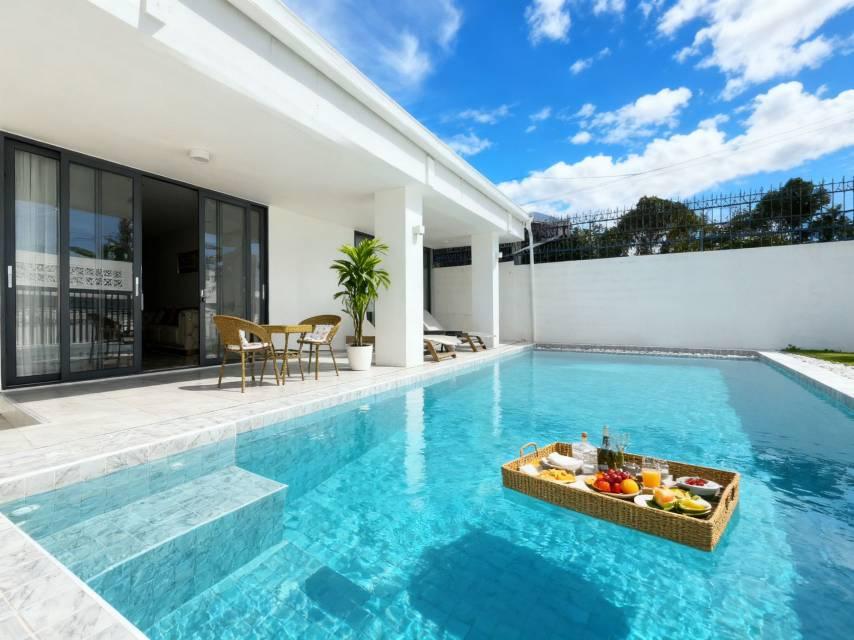 Villa, 4 bedrooms, 220 m² - photo 1