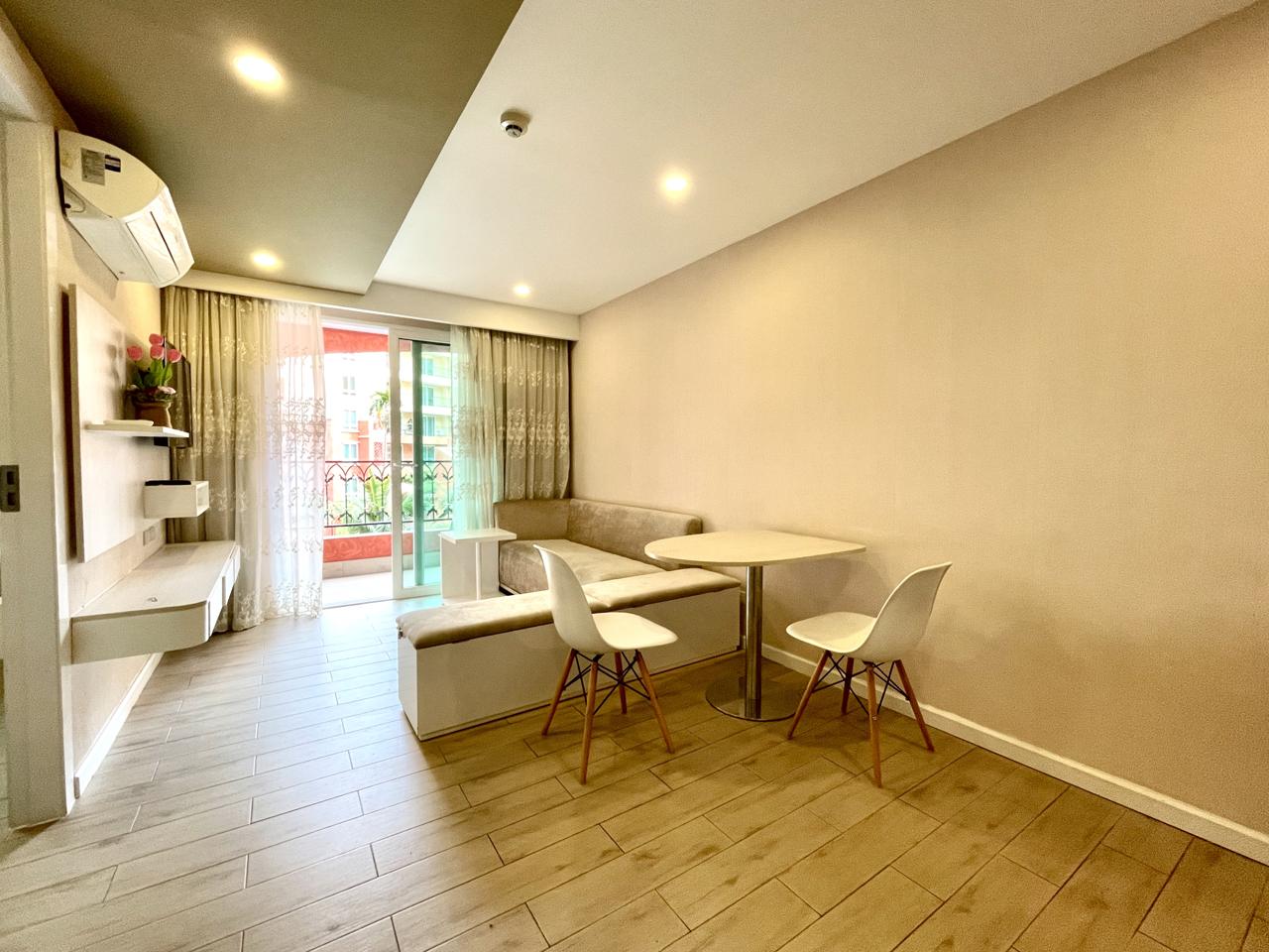 1-bedroom apartment, 37 m² - photo 1