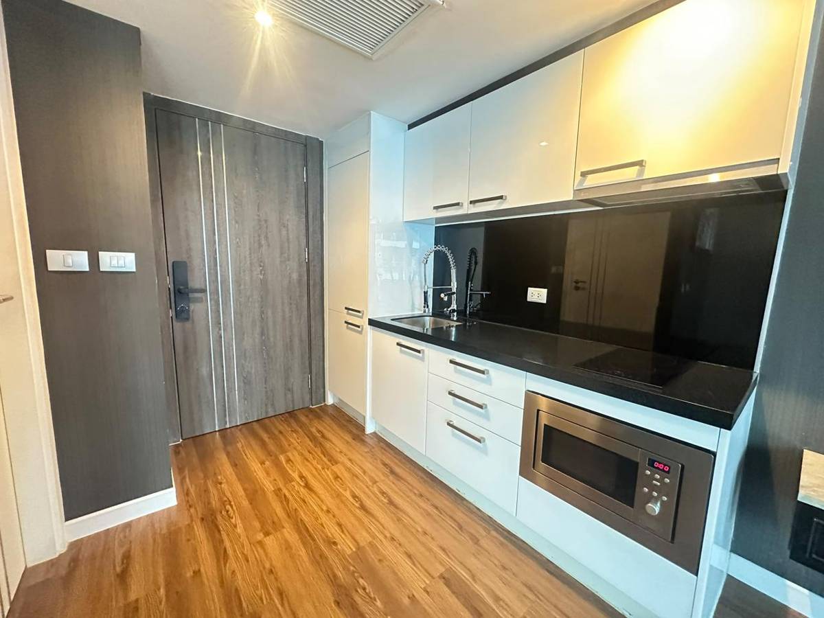 Студия 35 м² в Centara Avenue Residence and Suites — фото 1