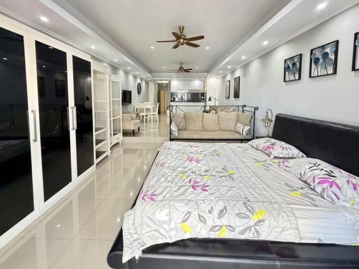 Студия 67 м² в Jomtien Plaza Residence — фото 1